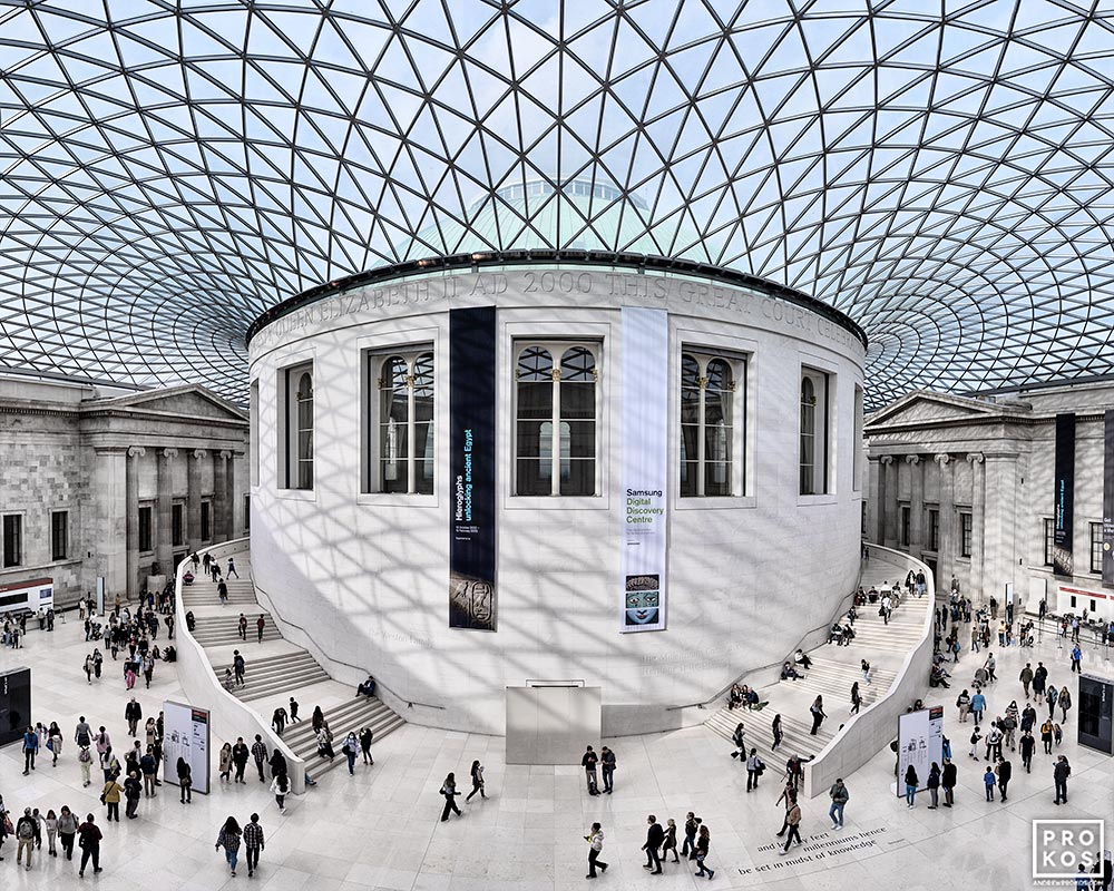 Tip: Focus on 2–3 galleries to avoid feeling overwhelmed.