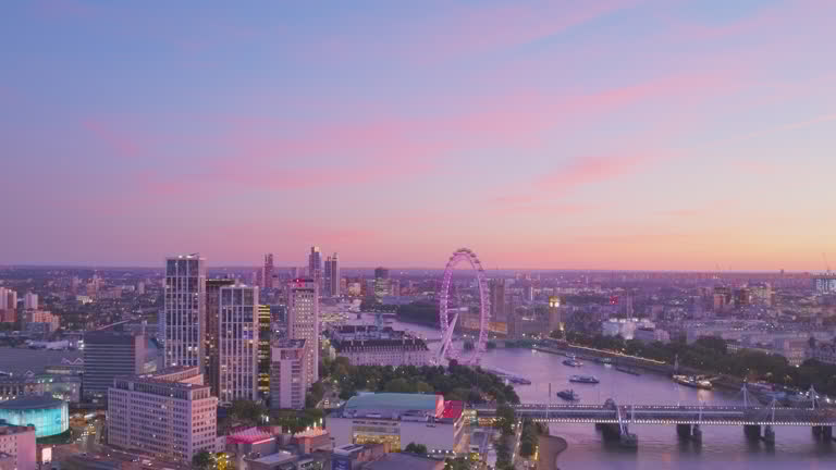 Tip: Choose a sunset or evening slot for the best illuminated views.